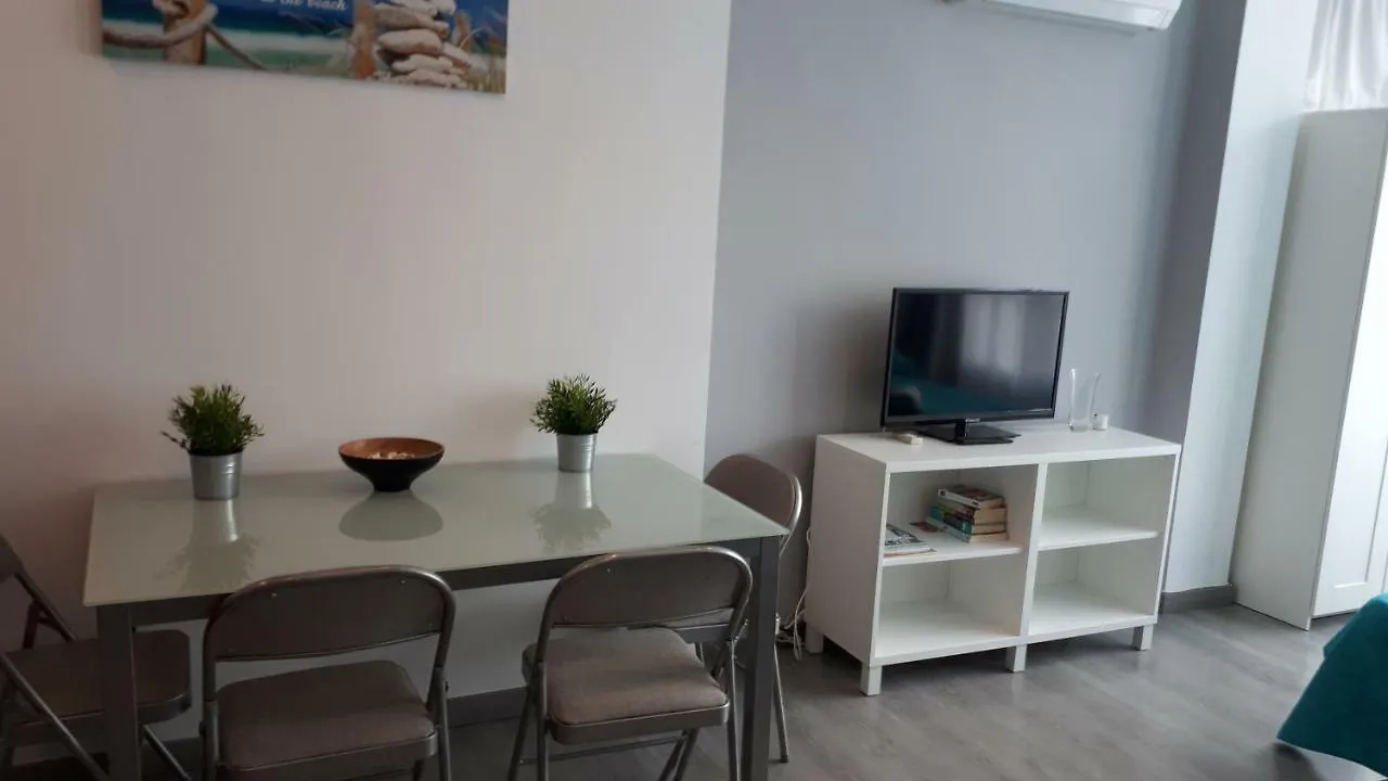 Apartment Calle Antonio Millon Nerja